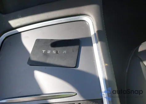 2023 Tesla Model Y Awd/Long Range Dual Motor All-Wheel Drive из США, поврежденный, VIN 7SAYGDEE4PA070722